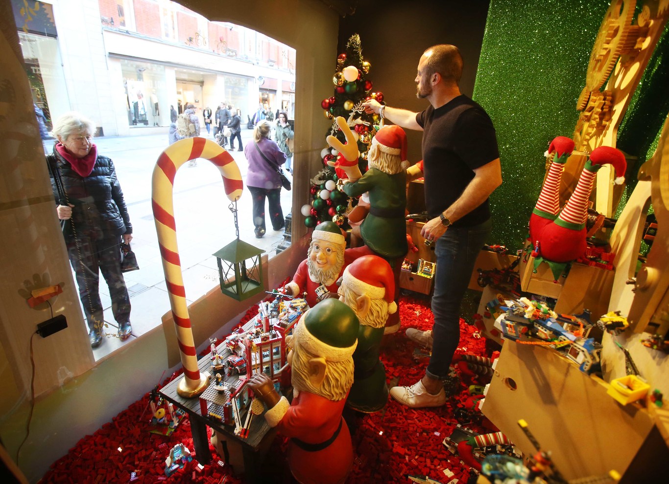The delicate art of creating a brilliant Christmas window display