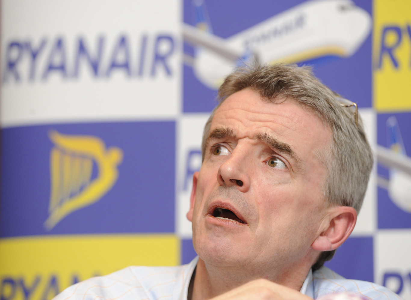 ryanair-investigated-over-emergency-exit-rows-left-empty-as-passengers